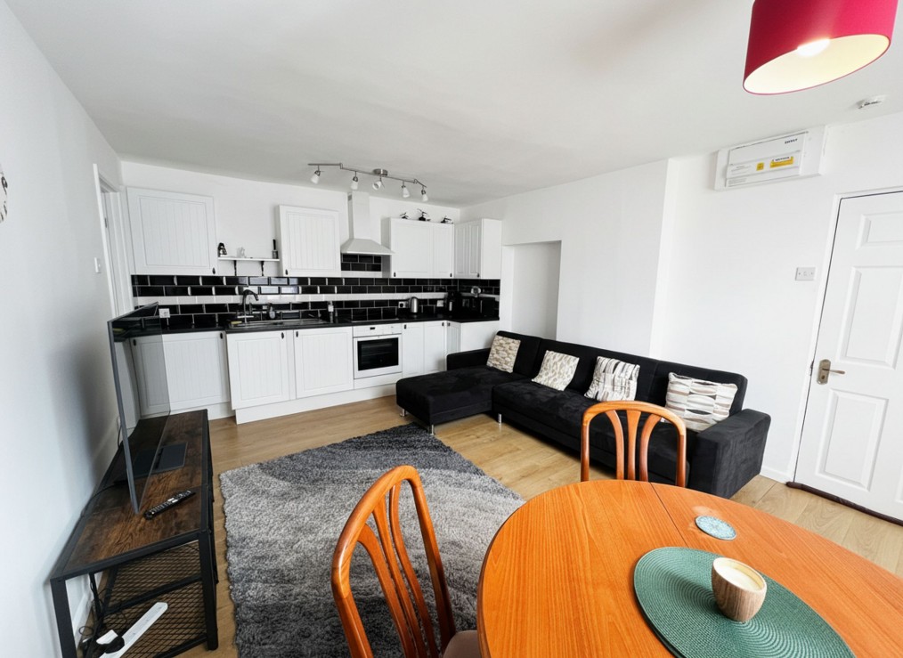 Leamington Road, Stivichall Manor, CV3