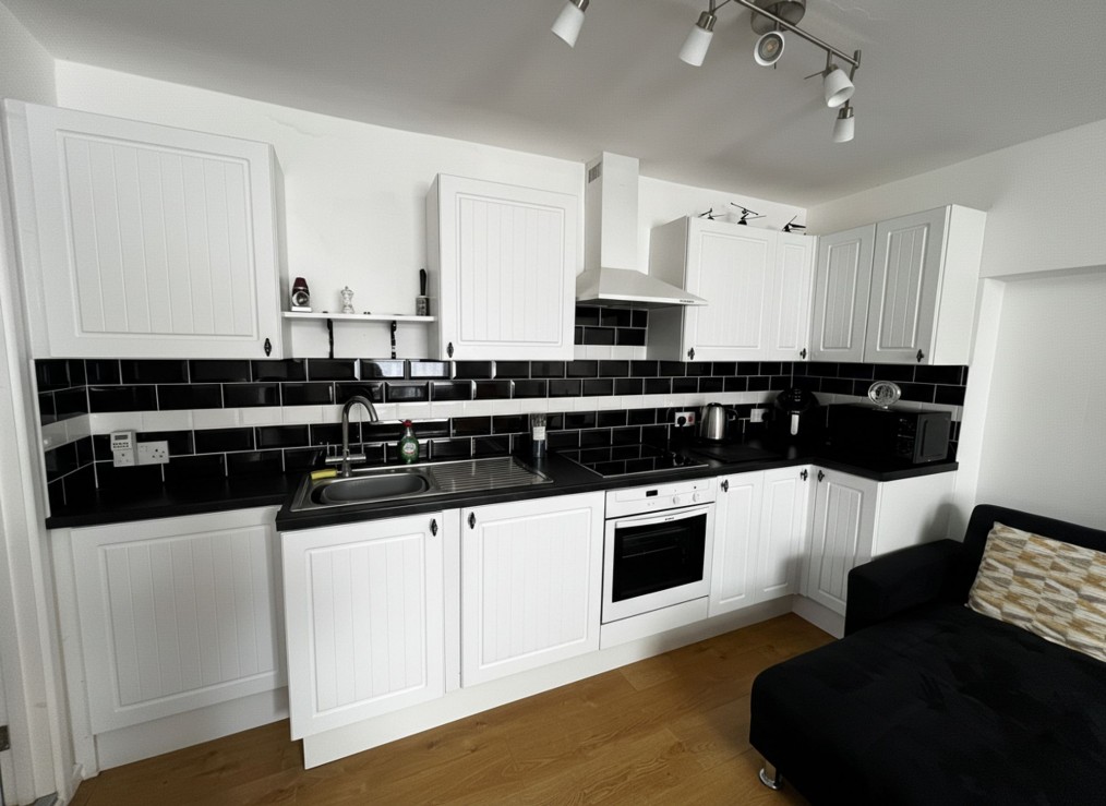 Leamington Road, Stivichall Manor, CV3