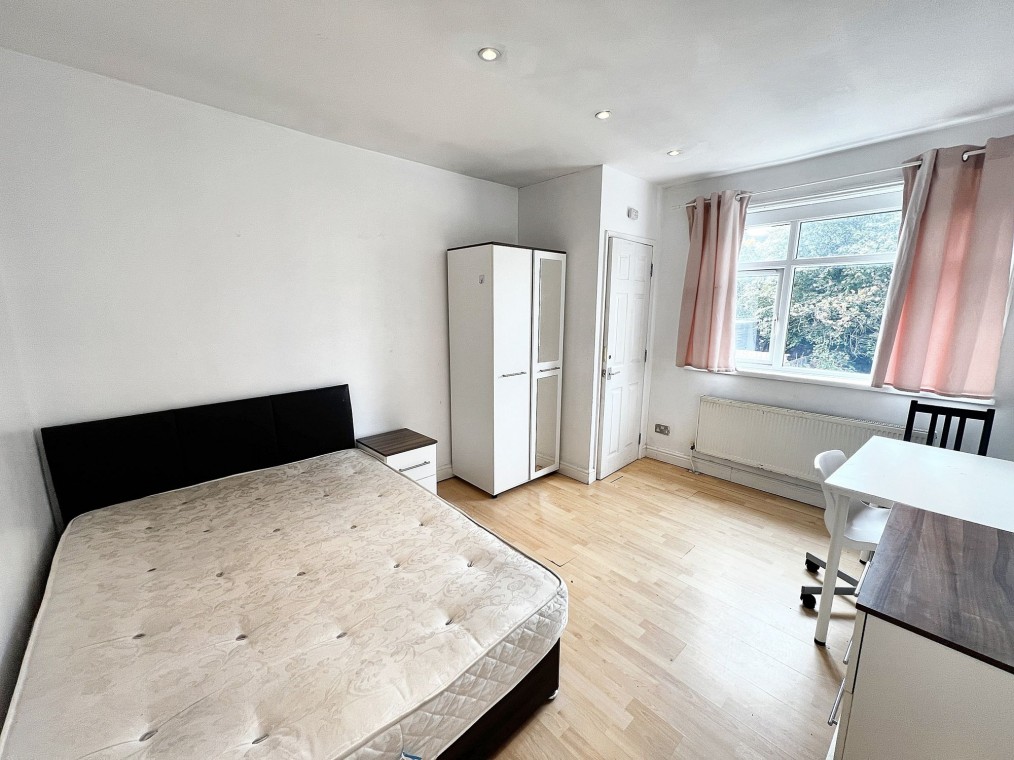 90 Strathmore Avenue, Coventry, CV1