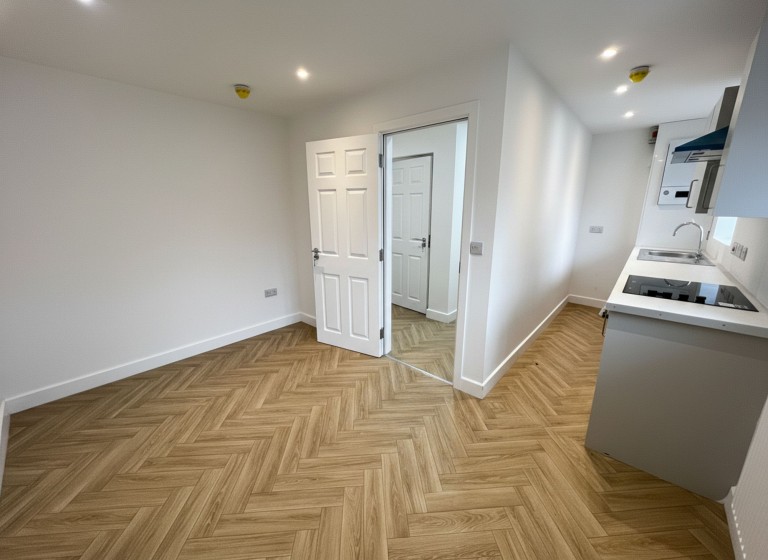 Charter Avenue, Coventry, CV4