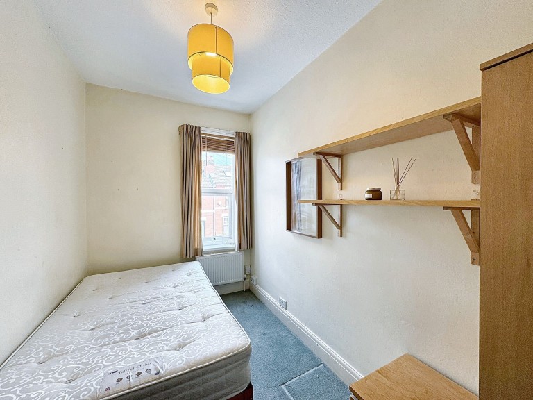 82 Sir Thomas Whites Road, Coventry, CV5