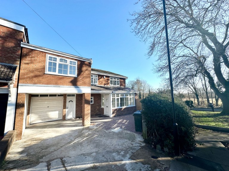 Buckfast Close, Coventry, CV3