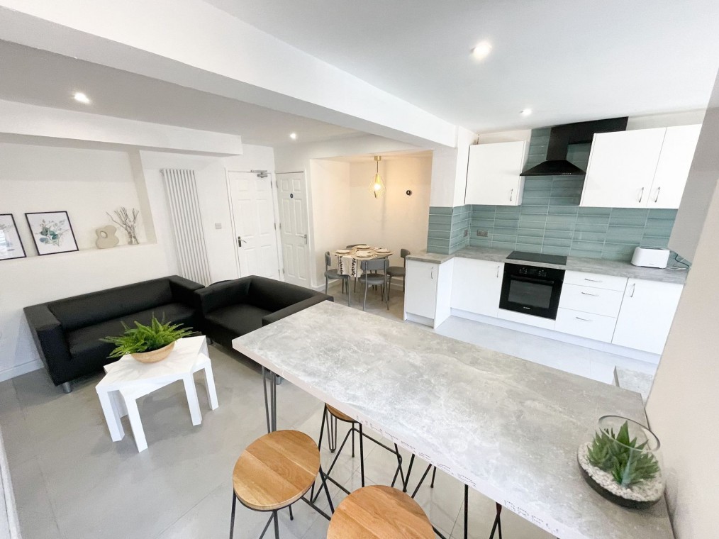 Strathmore Avenue, Coventry, CV1