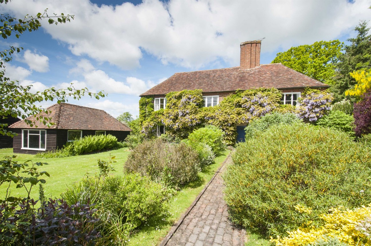 Thorne House, Smarden Road, Pluckley