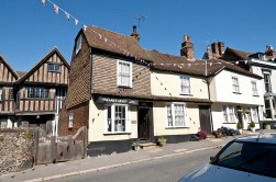 The High Street, Charing