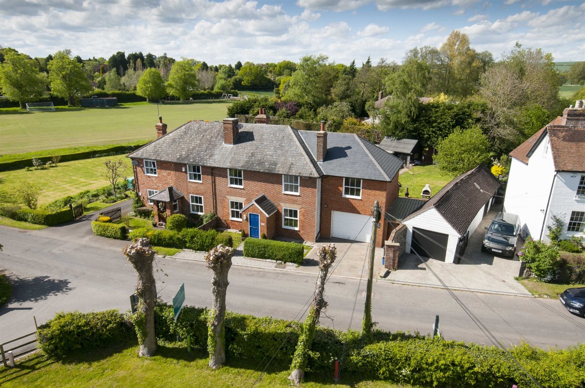 River House, Egerton Road, Charing Heath Saddlers