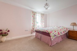 Ellen Close, Charing