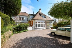 Twyford House, Charing Hill, Charing