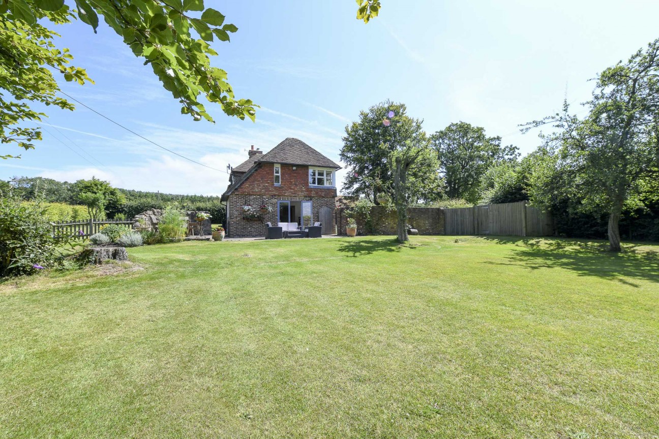 Yew Tree Cottage, Wootton Lane, Charing