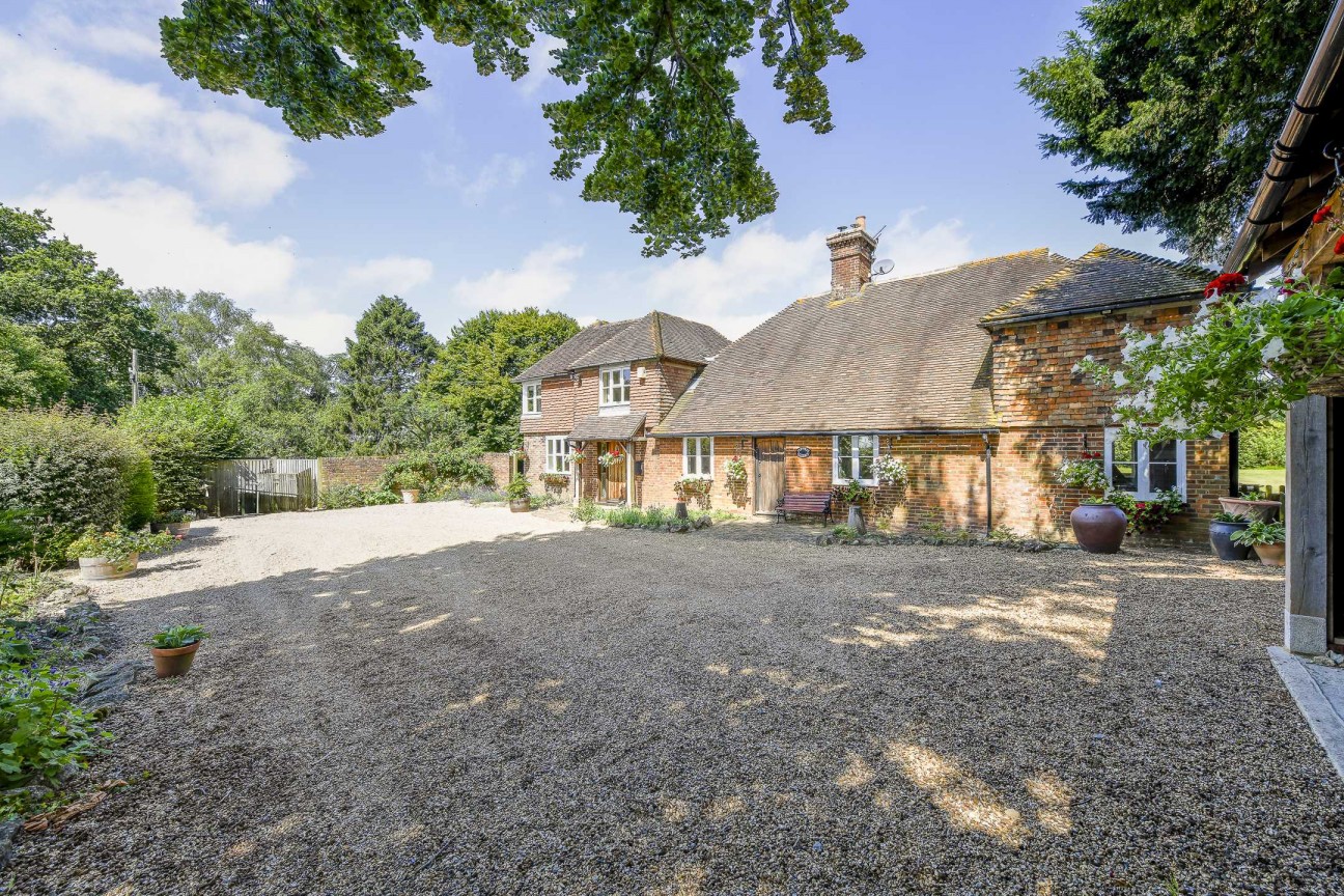 Yew Tree Cottage, Wootton Lane, Charing