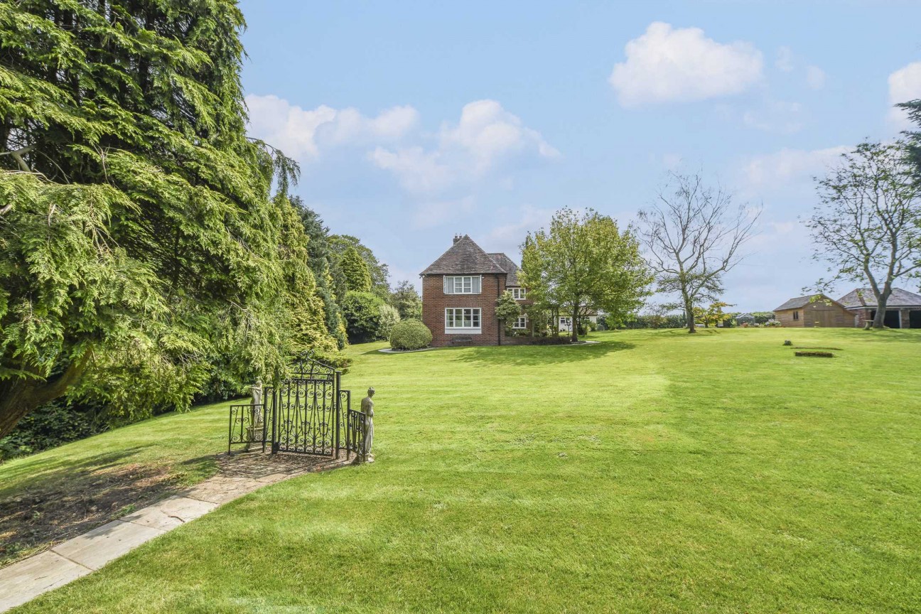 Bank House, Egerton Road, Egerton