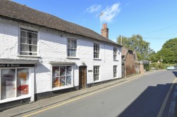 Ledbury House, School Road, Charing