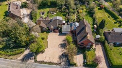 Setl, Station Road, Pluckley