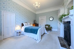 Grove House, Pluckley