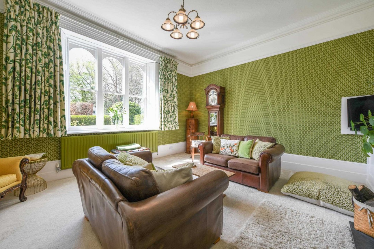 Grove House, Pluckley