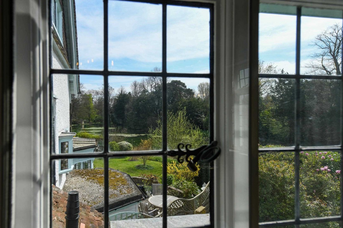 The Moat House, Charing