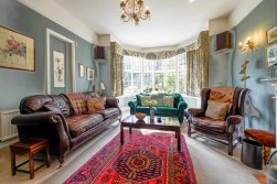 The Moat House, Charing