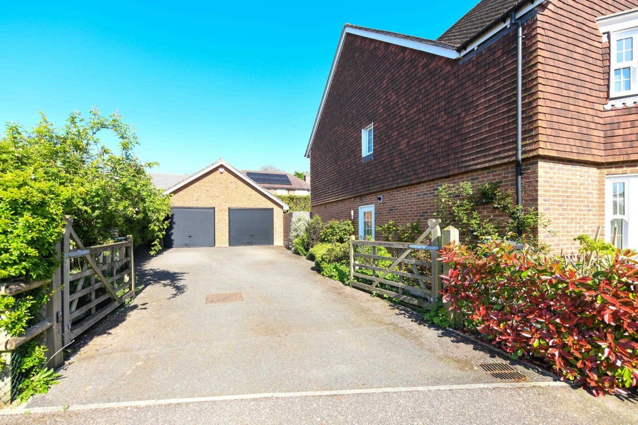 Ruglys Way, Charing