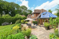 Mill Pond Cottages, Malmains Road, Pluckley