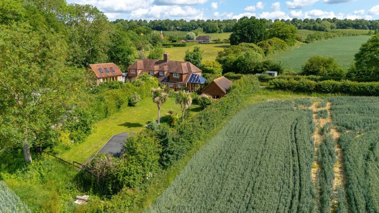 Mill Pond Cottages, Malmains Road, Pluckley
