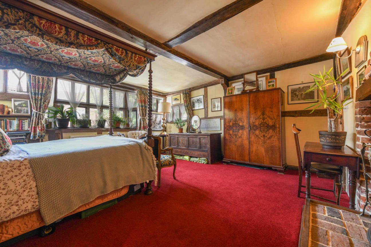 The Old House, Station Road, Charing