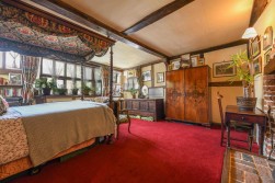 The Old House, Station Road, Charing