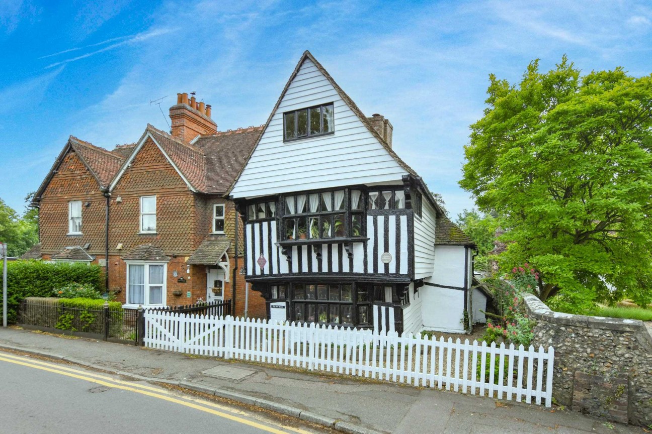 The Old House, Station Road, Charing