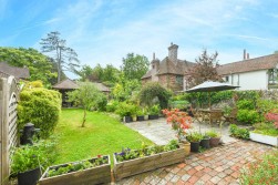 The Old House, Station Road, Charing