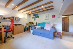 Snagsmount, Lambden Road, Pluckley