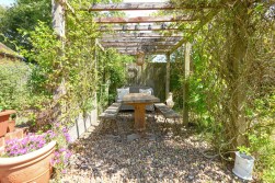 Snagsmount, Lambden Road, Pluckley