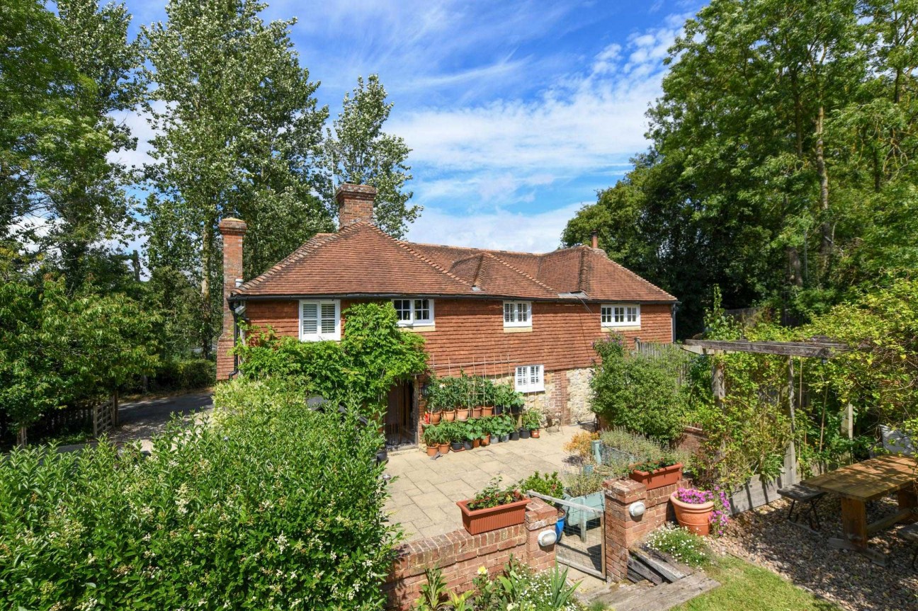 Snagsmount, Lambden Road, Pluckley