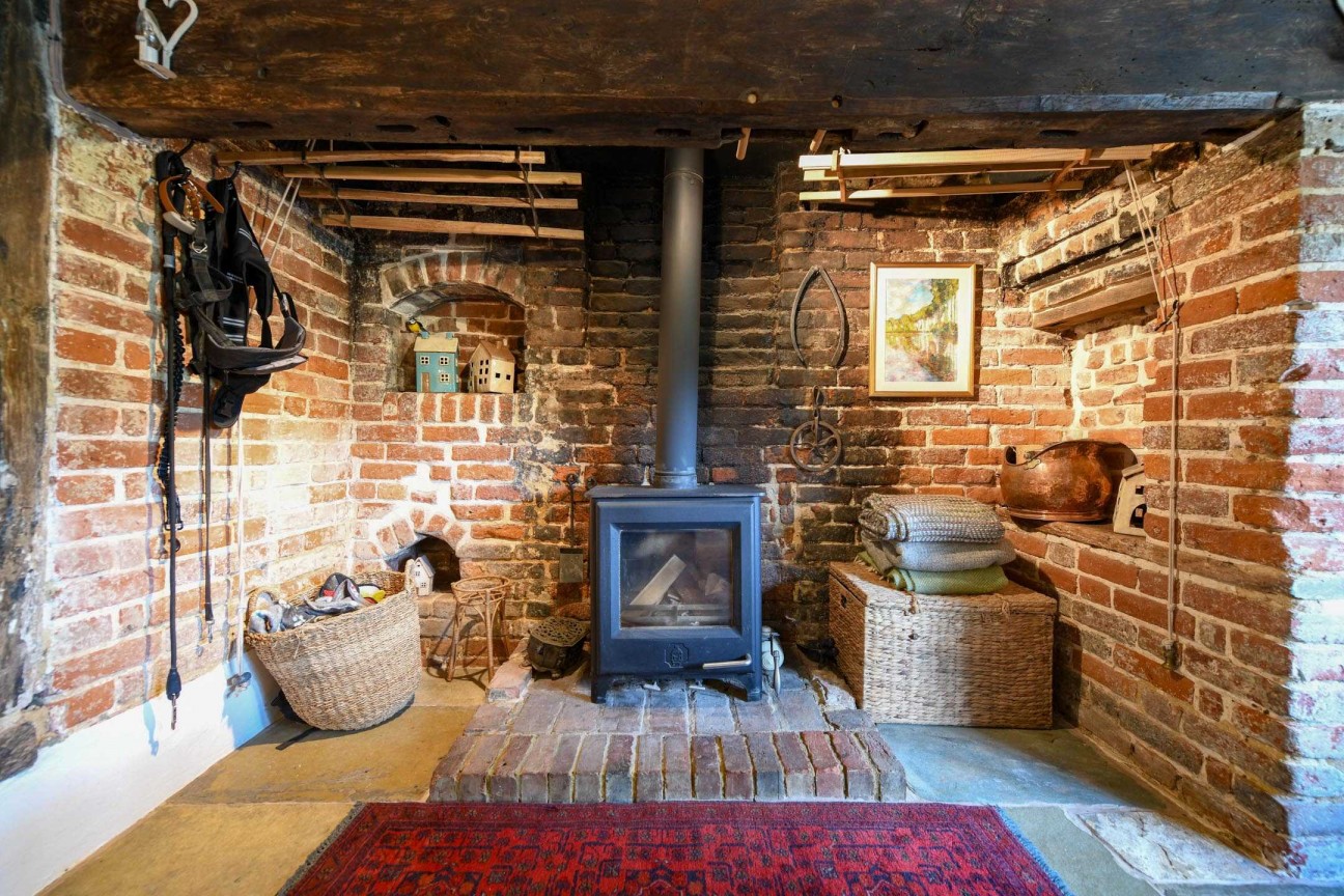 Snagsmount, Lambden Road, Pluckley