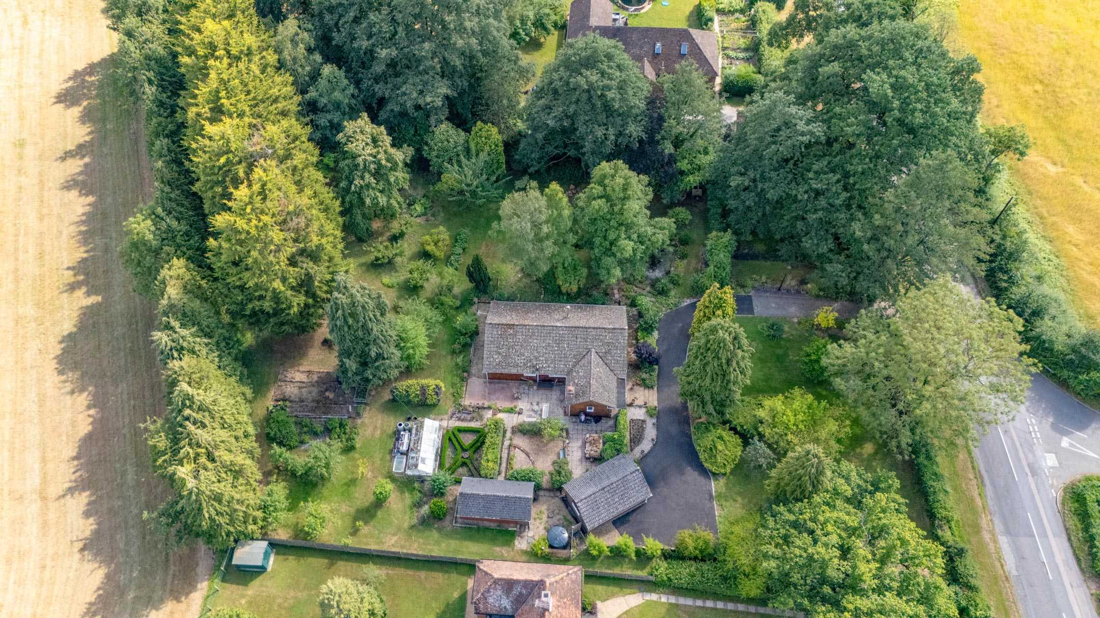 Cedaracre, Smarden Road, Pluckley