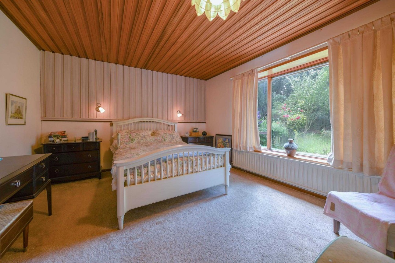 Cedaracre, Smarden Road, Pluckley