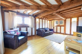 Kennelling House, Kennelling Road, Stalisfield