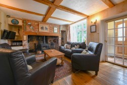 Bolton Farmhouse, Rose Lane, Lenham Heath