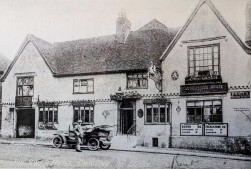Elizabethan Court, High Street, Charing