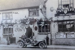 Elizabethan Court, High Street, Charing