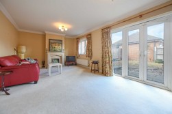 Lenham Road, Headcorn