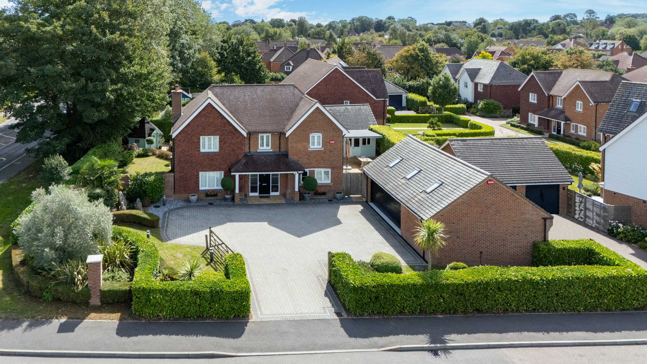 Poppyfields, Charing