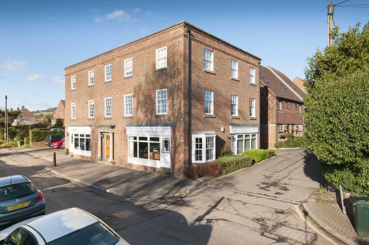 Brenchley Mews, Charing