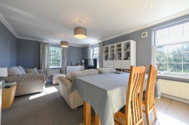 Brenchley Mews, Charing