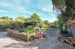 Highfields, Shalmsford Road, Chilham