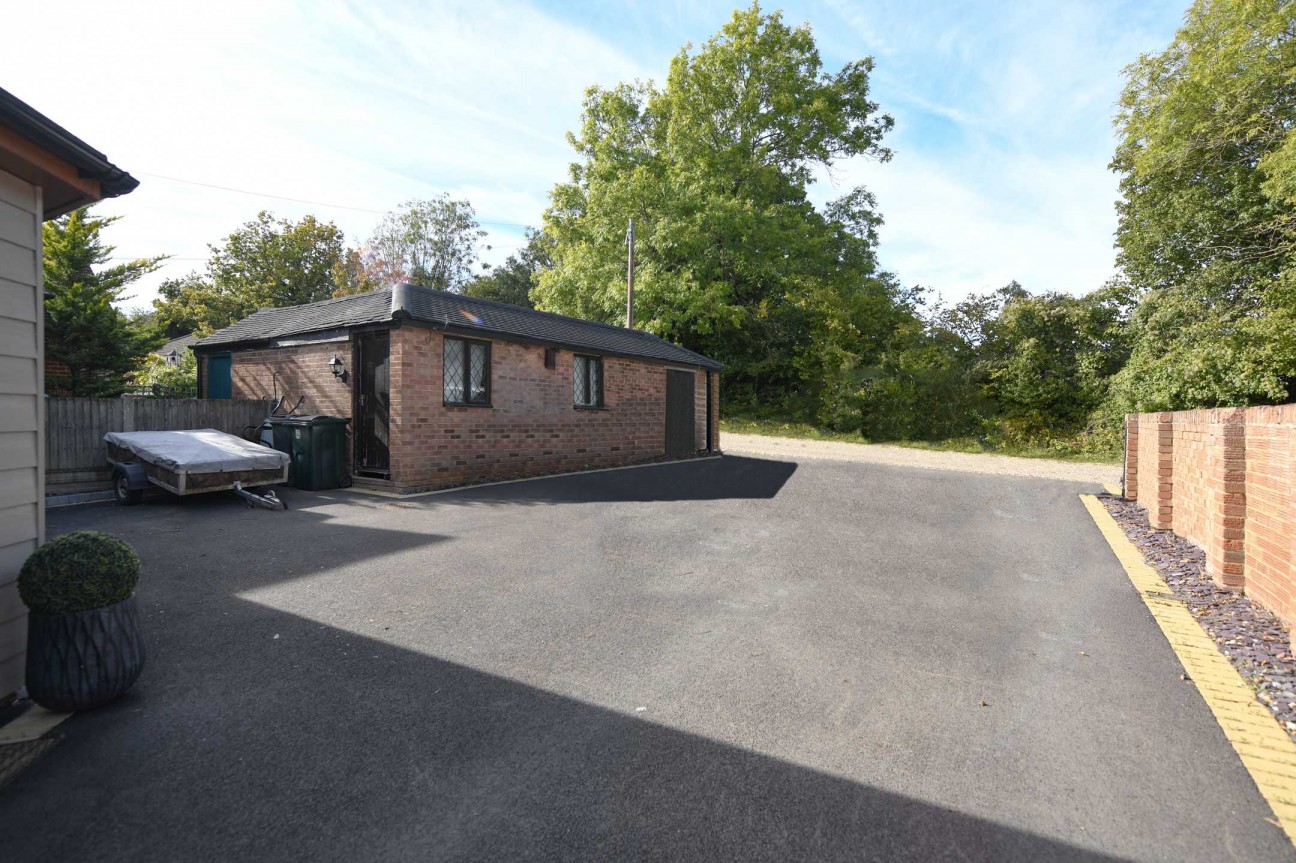 Highfields, Shalmsford Road, Chilham