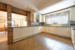 Highfields, Shalmsford Road, Chilham