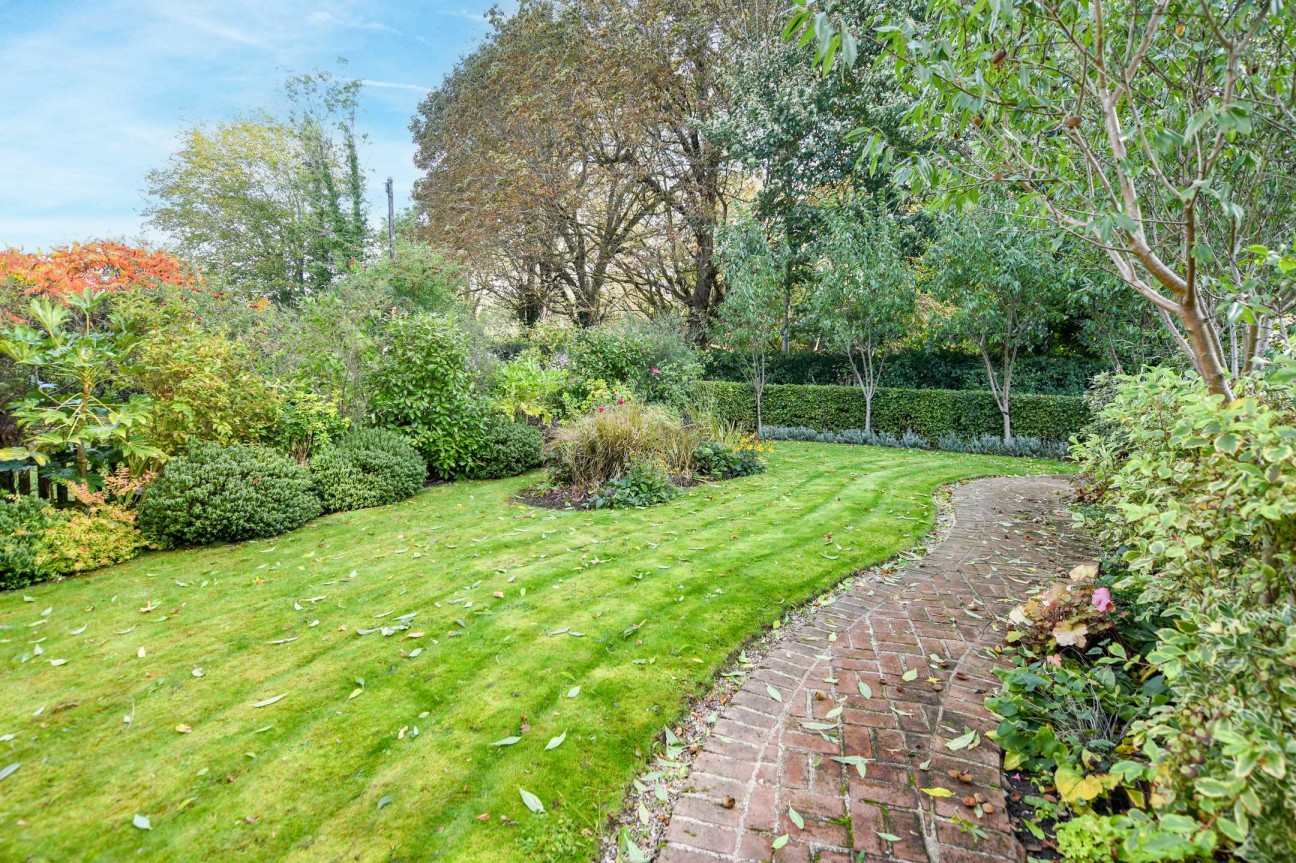 Station Road, Pluckley