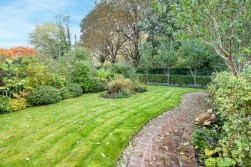 Station Road, Pluckley