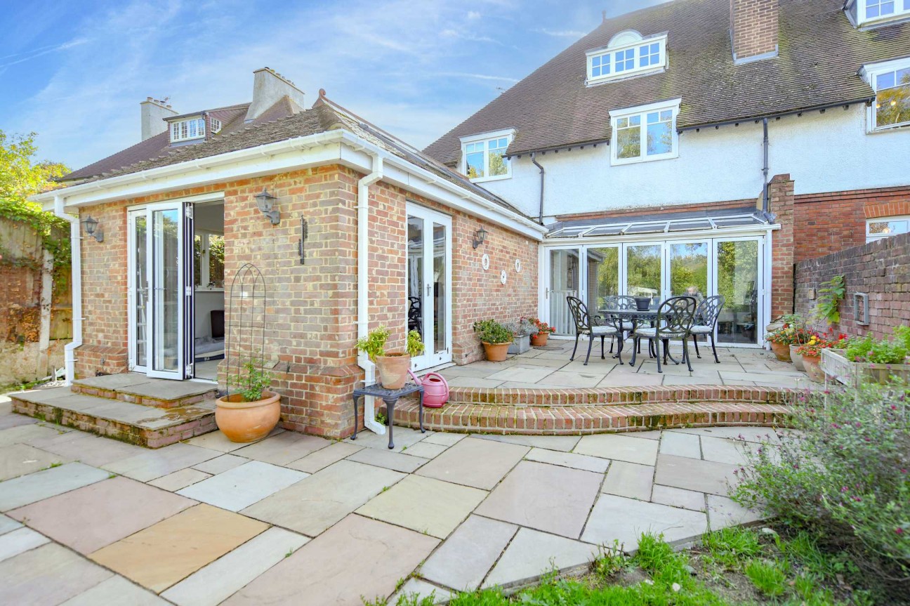 St Johns, Burleigh Road, Charing