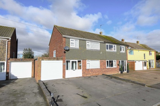 Cherry Tree Road, Charing Heath