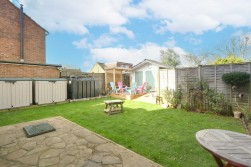 Cherry Tree Road, Charing Heath